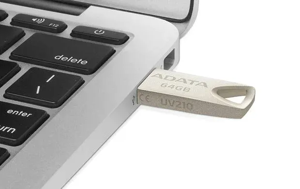 adata-pendrive-dashdrive-uv210-64gb-usb-metallic-alu-interfejs-usb-2-0