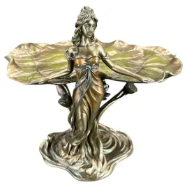 secesyjna-patera-ze-stojaca-kobieta-veronese-an10081a4-figurka