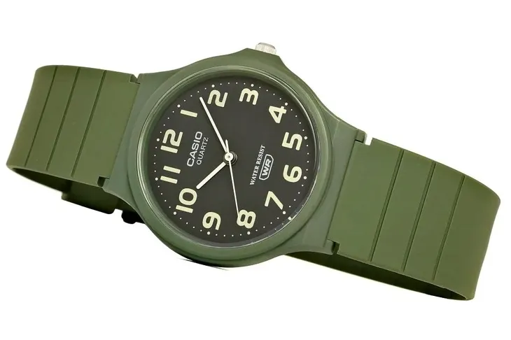 zegarek-casio-mq-24uc-3bdf-box-stan-nowy