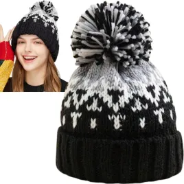 czapka-zimowa-damska-z-pomponem-beanie-ocieplana-na-zime-czarna