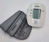 cisnieniomierz-naramienny-omron-x2-basic-22-32-cm-stan-powystawowy
