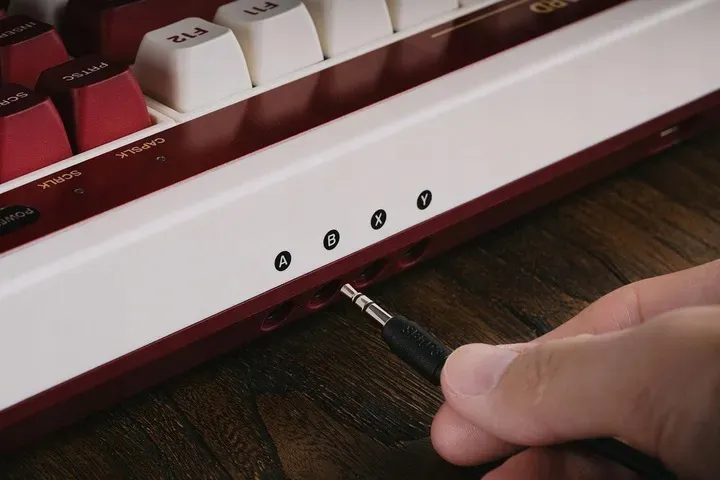 8bitdo-retro-mechanical-keyboard