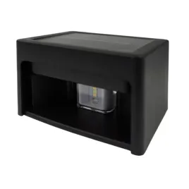 eco-light-solarna-oprawa-elewacyjna-soe-15-regulowany-kat-swiecenia-ec61342