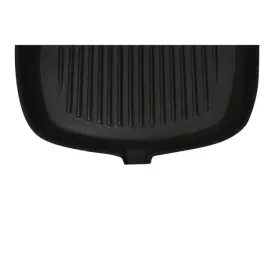 patelnia-grillowa-zeliwna-z-drewniana-raczka-20-x-20-cm