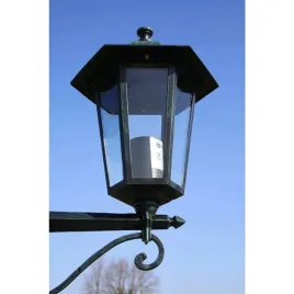 stojaca-lampa-ogrodowa-2-ramienna-215-cm-ciemnozielona-czarna