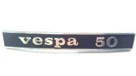emblemat-znaczek-piaggio-vespa-50