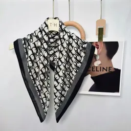 apaszka-chusta-z-nadrukiem-damska-chustka-jedwabna-szal-na-prezent-70x70cm