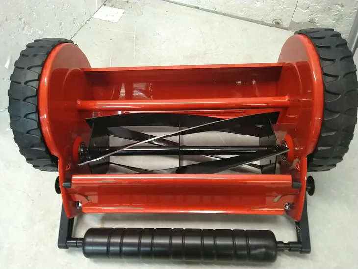 einhell-gc-hm-300-3414114-regulacja-wysokosci-koszenia-z-regulacja