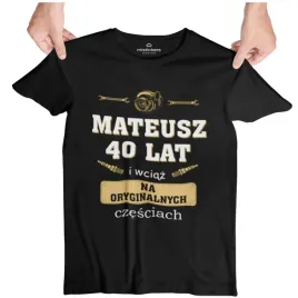 prezent-na-40-urodziny-dla-faceta-koszulka-z-imieniem