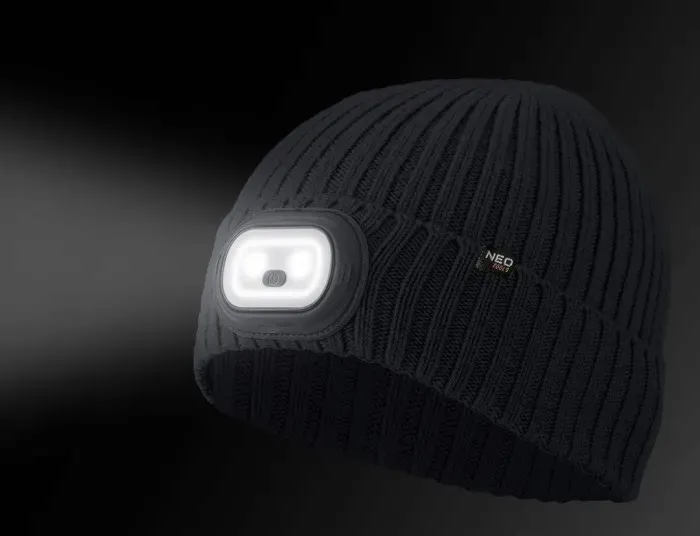 czapka-z-latarka