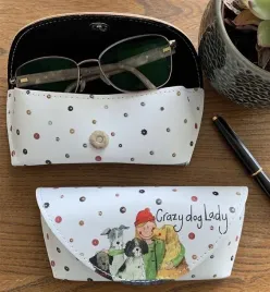 etui-na-okulary-gl10-crazy-dog-lady-psiara