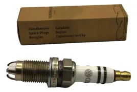 swieca-zaplonowa-vw-eos-1f7-1f8-1-6-fsi-06-vag-101000068aa