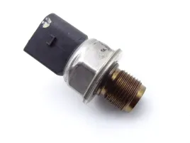 czujnik-cisn-paliwa-vw-crafter-25-tdi-06-vag-076906051