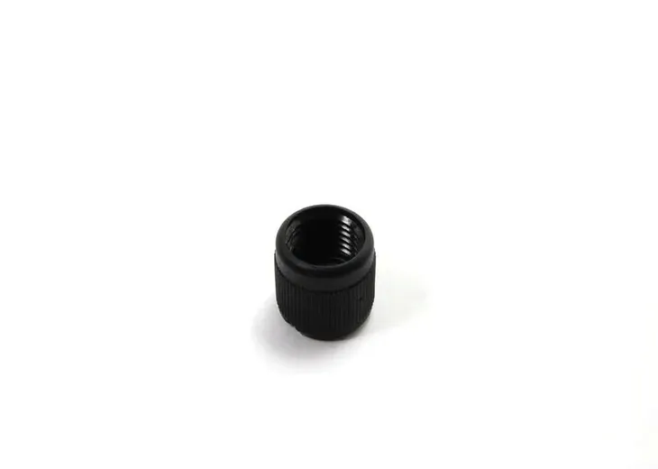 zaslepka-sruby-vw-scirocco-09-vag-06f133335a-jakosc-czesci-zgodnie-z-gvo-q-oryginal-z-logo-producenta-czesci-oem-oes