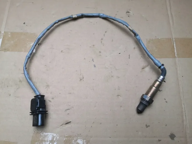 sonda-lambda-vw-caddy-20-tdi-stan-nowy-producent-czesci-volkswagen-oe