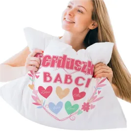 poduszka-serduszka-imiona-prezent-na-dzien-dla-babci-i-dziadka-upominek