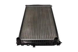chlodnica-vw-a4-passat-16-28-95-05-maxgear-ac283082