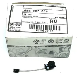 ciegno-zamka-drzwi-vw-p-golf-plus-05-14-le-vag-6e0837069