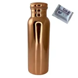 butelka-miedziana-na-wode-gladka-polmatowa-950ml-ayur-water-wzor-gladki