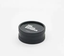 swiss-grinder-fresh-mlynek-z-plastiku-konopnego