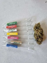 gruba-szklana-lufa-z-filtrem-purize-kolor-losowy