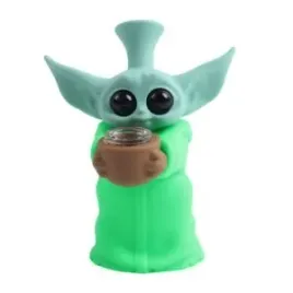 bongo-silikonowe-stojacy-baby-yoda-zielony