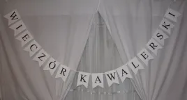 girlanda-papierowa-biala-czarna-wieczor-kawalerski-dla-pana