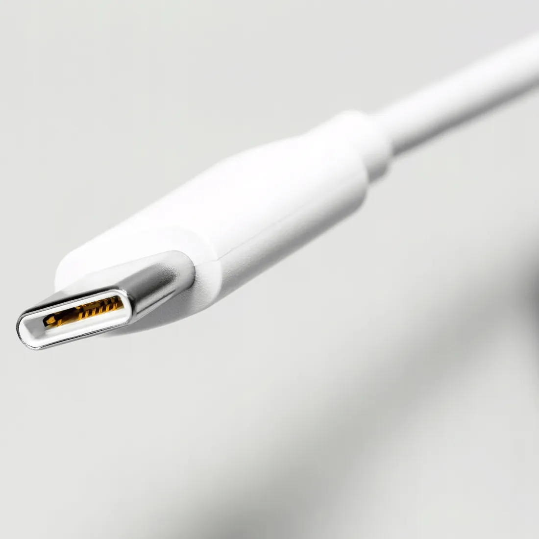 eco-light-kabel-do-ladowania-usb-c-bialy-2m-me61659-stan-nowy
