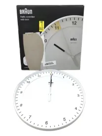 zegar-scienny-braun-bialy-30cm