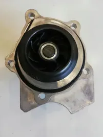 pompa-wody-vw-tsi-kpl-z-obudowa-z-termostatem-maxgear-47-0245