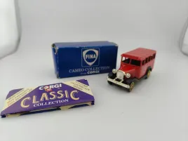corgi-bedford-bus-boxed