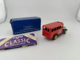 corgi-bedford-bus-boxed-stan-nowy
