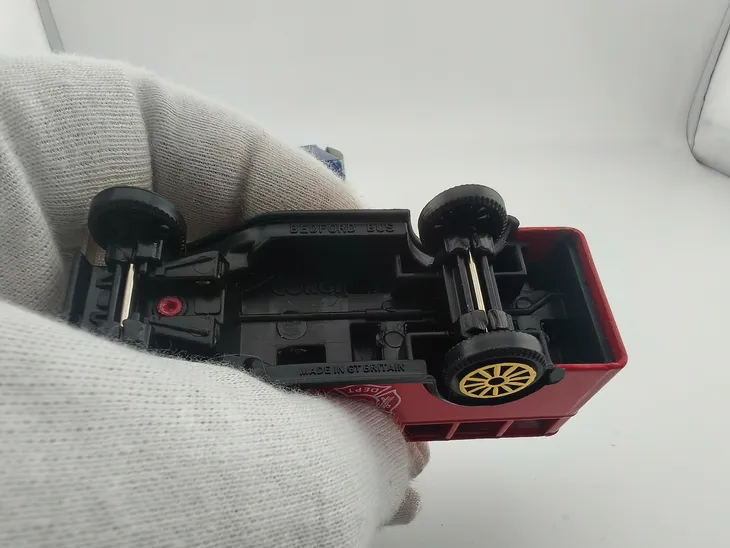 corgi-bedford-bus-boxed-marka-corgi
