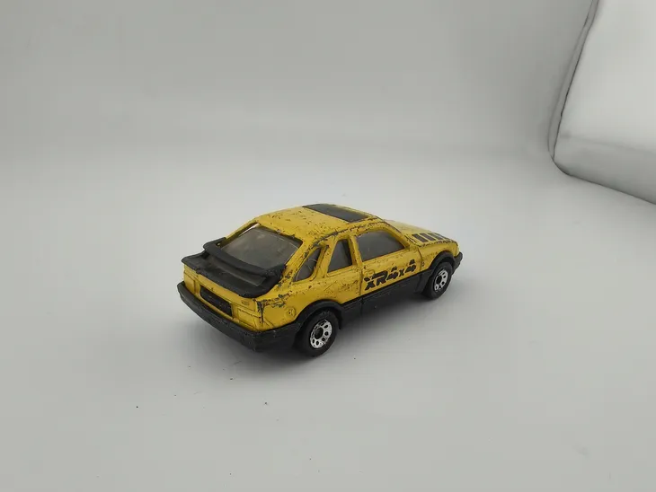 matchbox-ford-sierra-xr4-stan-nowy