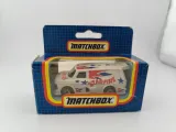 mb72-ford-transit-supervan-blue-grid-box