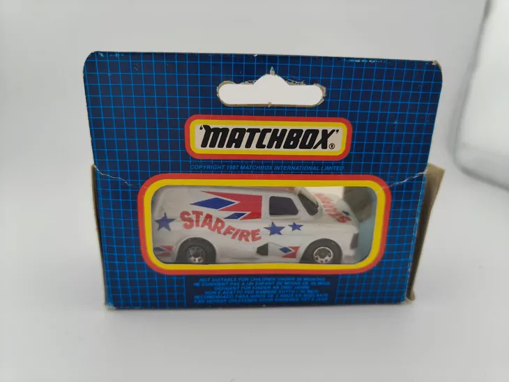 mb72-ford-transit-supervan-blue-grid-box-stan-nowy