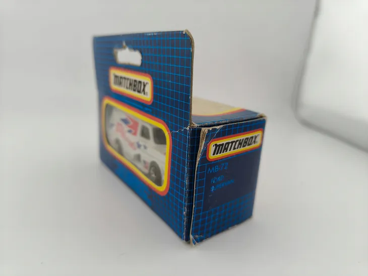 mb72-ford-transit-supervan-blue-grid-box-marka-matchbox