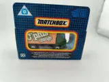 matchbox-dodge-commando-c-plus-orange-blue-grid-box-stan-nowy
