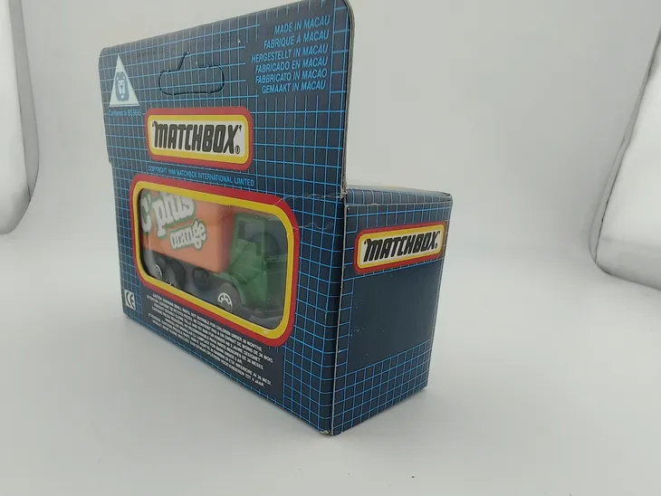 matchbox-dodge-commando-c-plus-orange-blue-grid-box-model-matchbox-dodge-commando-c-plus-orange-blue-grid-box