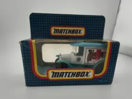 mb44-matchbox-ford-model-t-chester-dolls-hospital-blue-grid-box