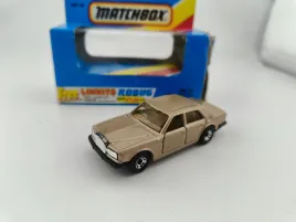 mb66-matchbox-rolls-royce-silver-spirit-blue-box