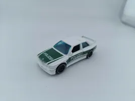 hot-wheels-bmw-m3-e30-polizei-policja