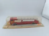 majorette-pompier-grande-echelle-boxed-stan-nowy