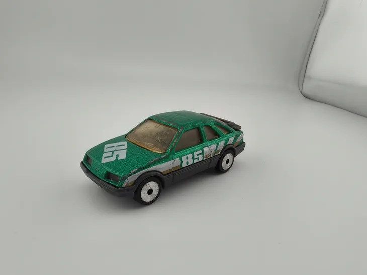 matchbox-laser-wheels-ford-sierra-stan-nowy