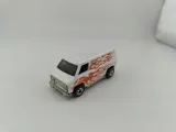hot-wheels-super-van-flames-blackwalls