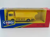 corgi-man-tipper-boxed