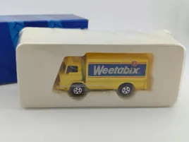 corgi-leyland-truck-weetabix-yellow-boxed-resorak