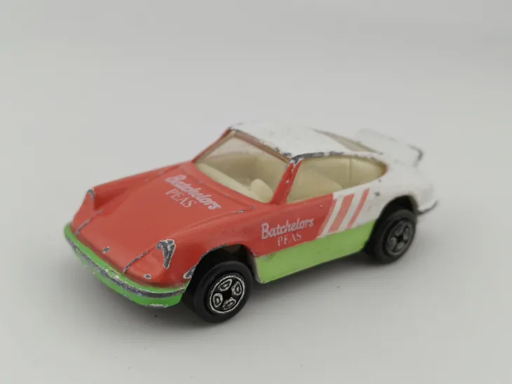 corgi-porsche-carrera-911