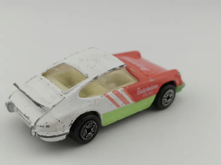 corgi-porsche-carrera-911-stan-nowy