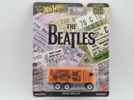 hot-wheels-premium-pop-culture-hiway-hauler-boxed-the-beatles